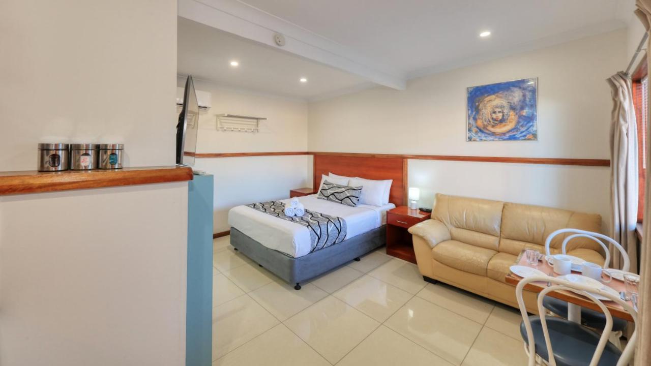 Across Country Motor Inn ดับโบ ภายนอก รูปภาพ