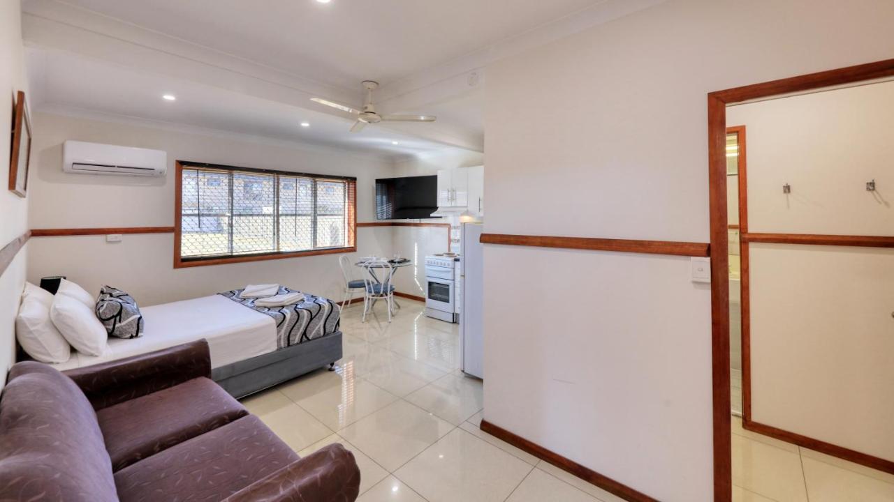 Across Country Motor Inn ดับโบ ภายนอก รูปภาพ