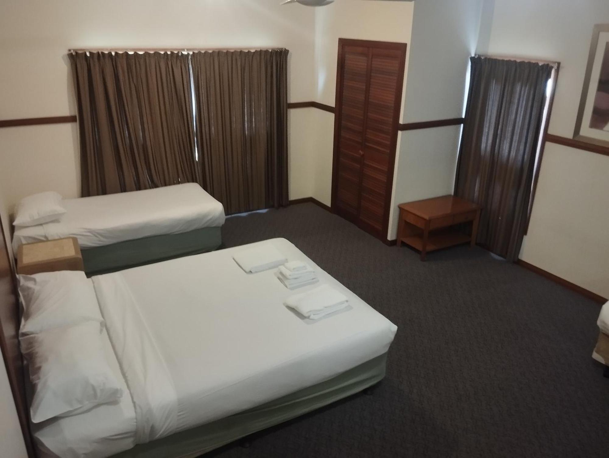 Across Country Motor Inn ดับโบ ภายนอก รูปภาพ